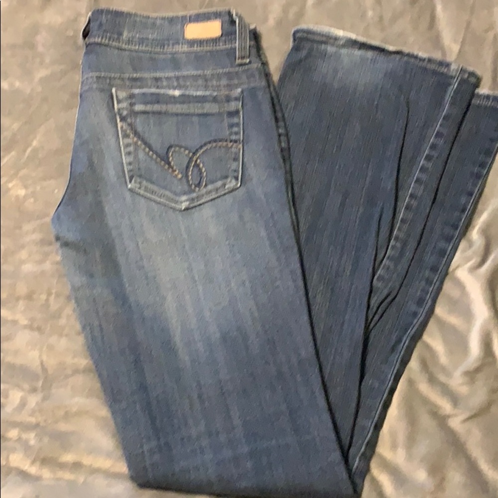🎈 5/$25 🎈Refuge jeans 7L